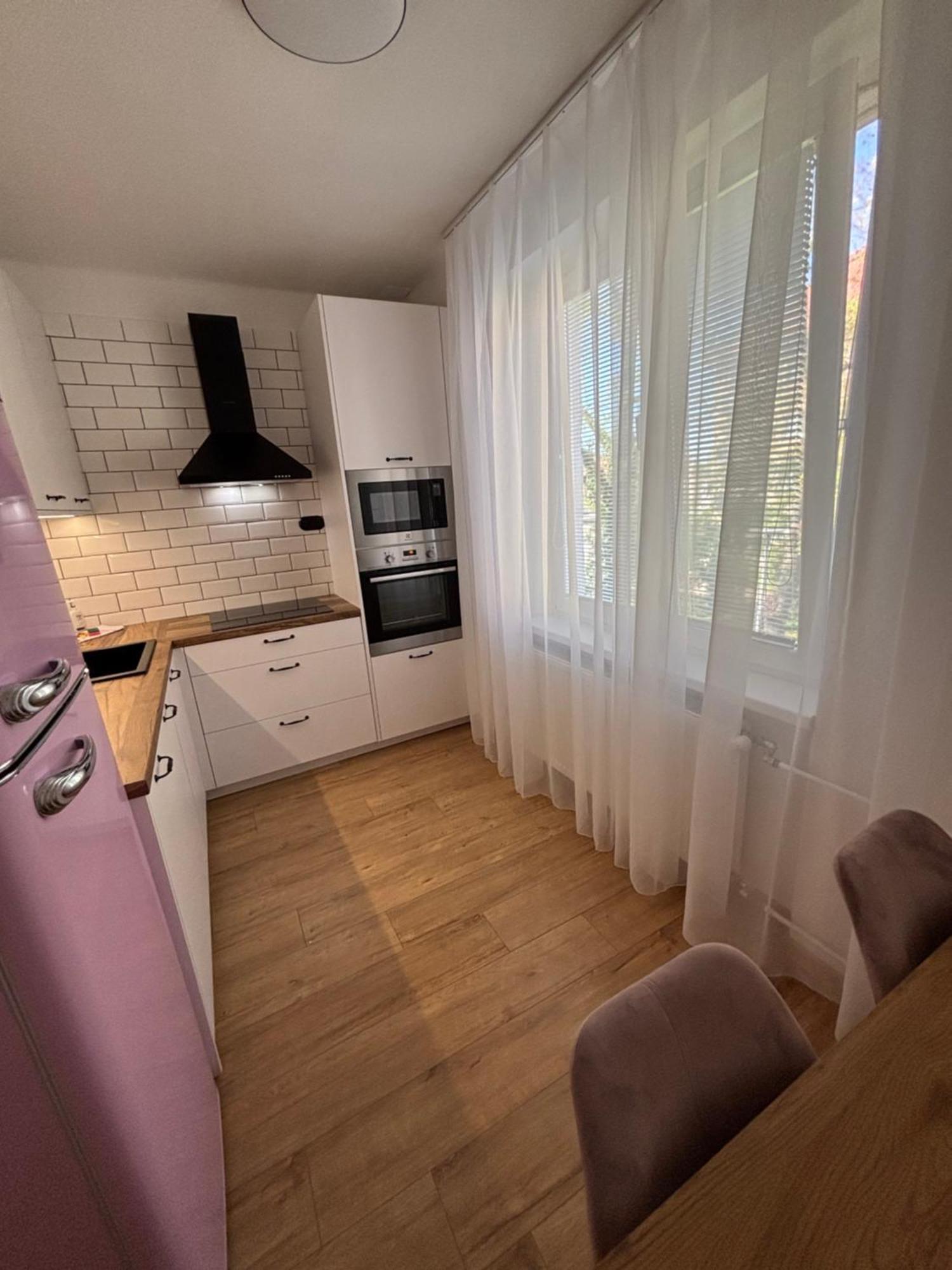 City Heart Luxury Apartment Nové Zámky 外观 照片